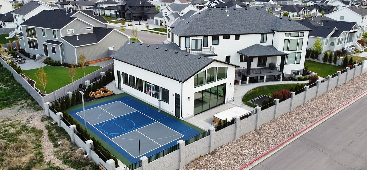 Custom backyard pickleball court